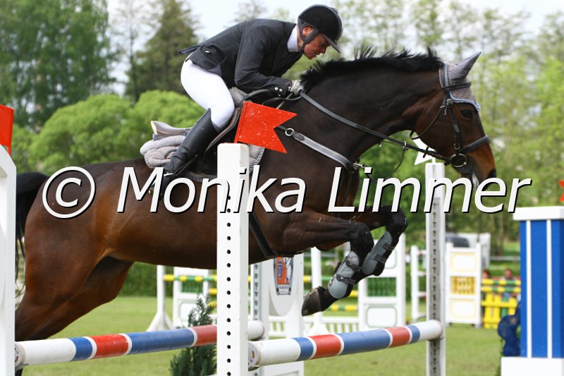 005M6361_Ally Mc Beal_Gluecks A xx.JPG